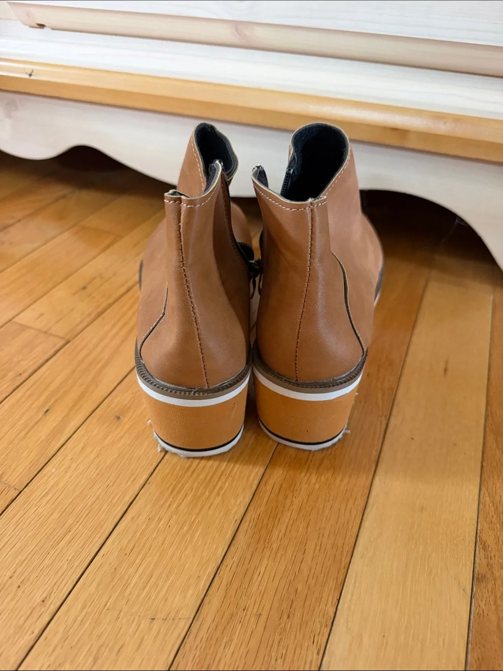 Women's Tan Platform Ankle Boots - Slip-On Zipper Comfort
